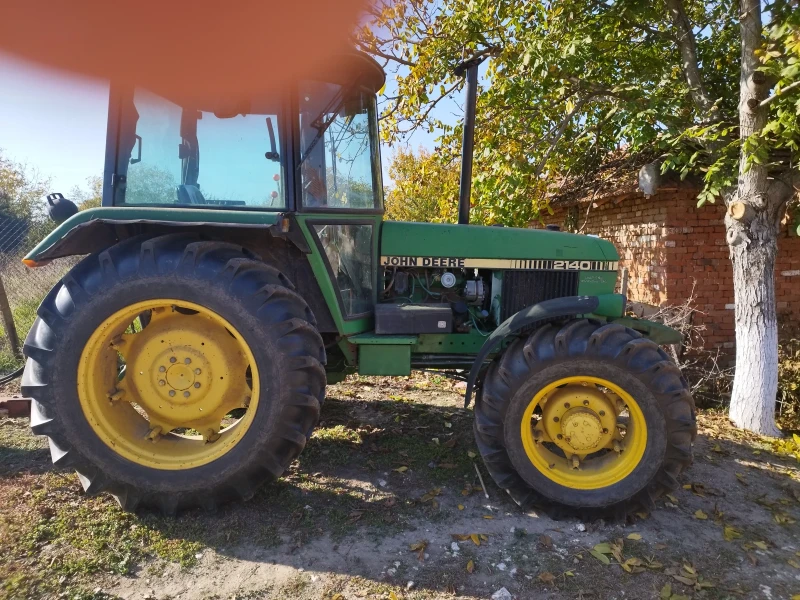 Трактор John Deere 2140, снимка 2 - Селскостопанска техника - 49270314