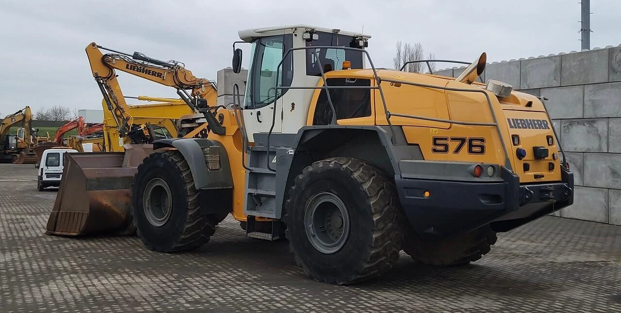 Челен товарач Liebherr L576, снимка 3 - Индустриална техника - 54448915