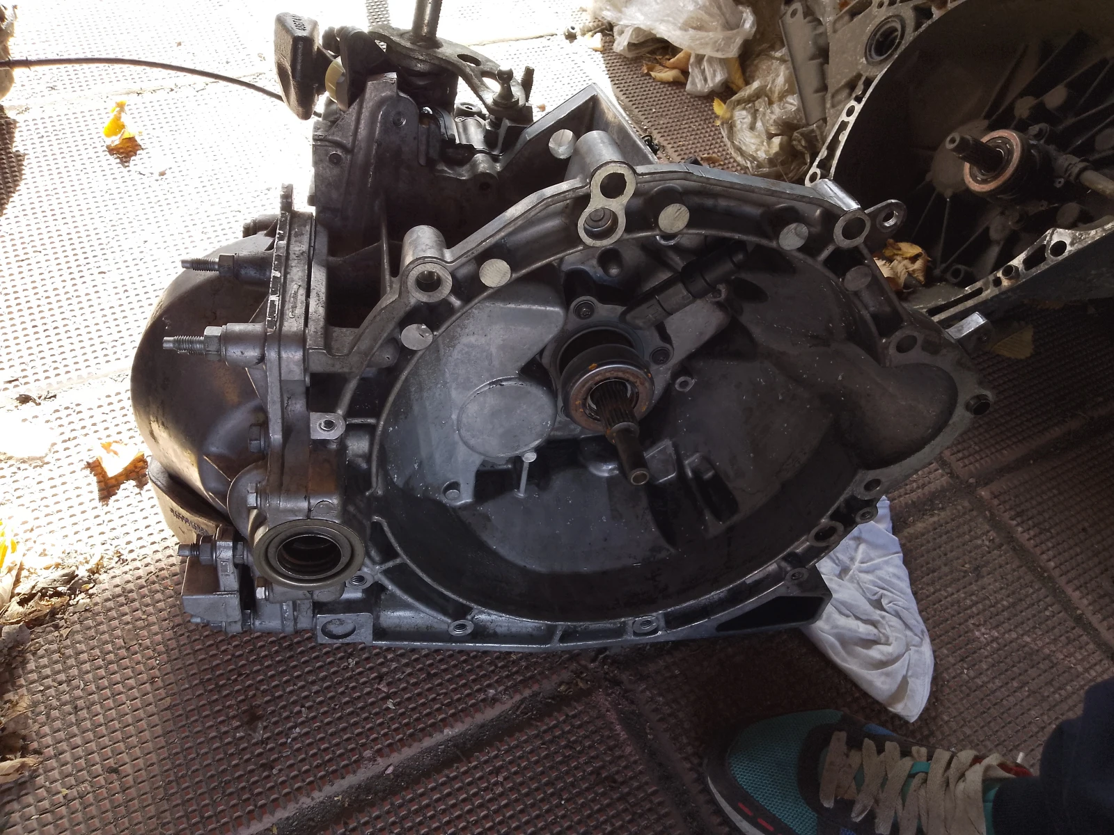 9657871480     5 2.2  2010 | Mobile.bg   1