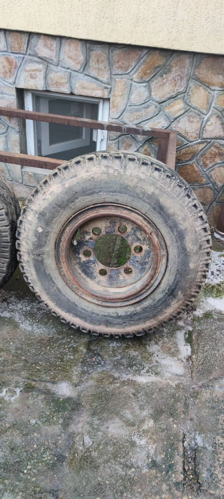 Гуми с джанти, снимка 4 - Гуми и джанти - 53223596