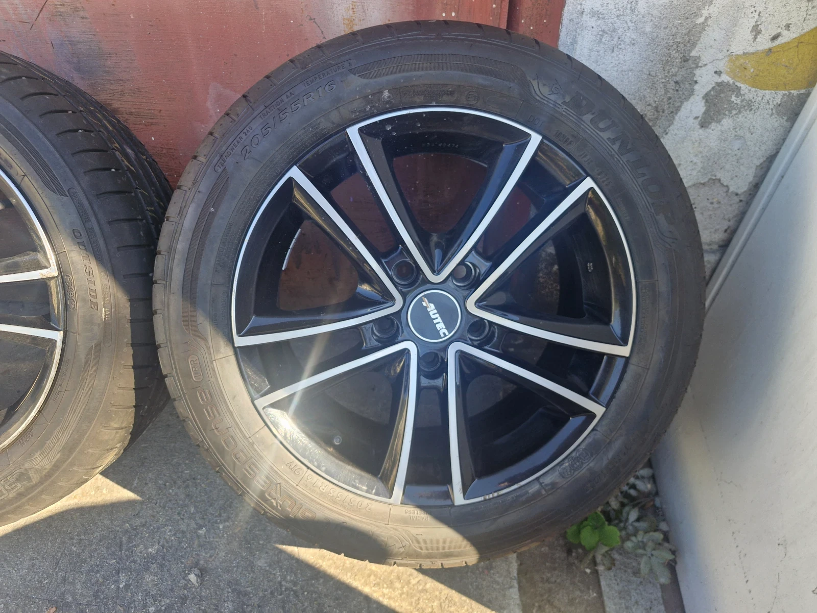 Гуми с джанти Dunlop 205/55R16, снимка 5 - Гуми и джанти - 56121249