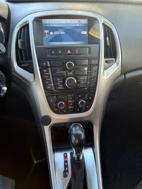Opel Astra Автоматик, снимка 15