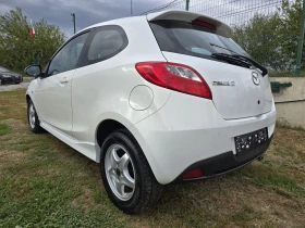 Mazda 2 1.5I Бяла Перла CH, снимка 4