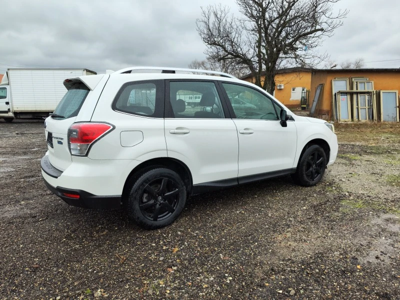 Subaru Forester 2.0D *4x4* *Exclusive*, снимка 6 - Автомобили и джипове - 46776771