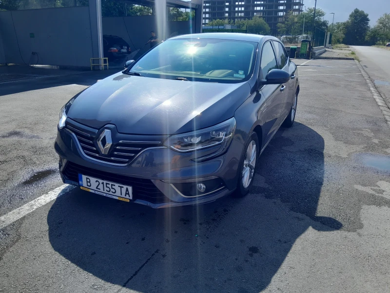 Renault Megane, снимка 2 - Автомобили и джипове - 47117754