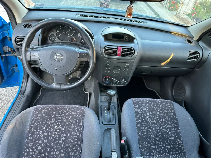 Opel Corsa 1.4i Elegance Автоматик, снимка 5 - Автомобили и джипове - 48360687