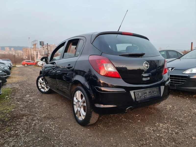 Opel Corsa ПЕРФЕКТНА, снимка 5 - Автомобили и джипове - 48745105