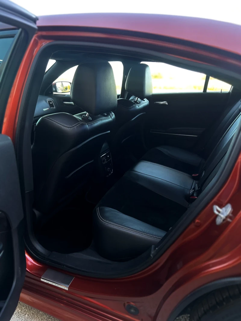 Dodge Charger SRT 392 6.4 Hemi, снимка 13 - Автомобили и джипове - 52530618