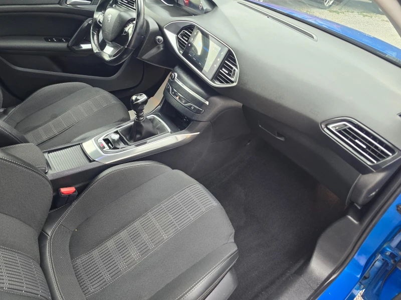 Peugeot 308 1.5HDI-131k.c-FACE-NAVI, снимка 11 - Автомобили и джипове - 51055105
