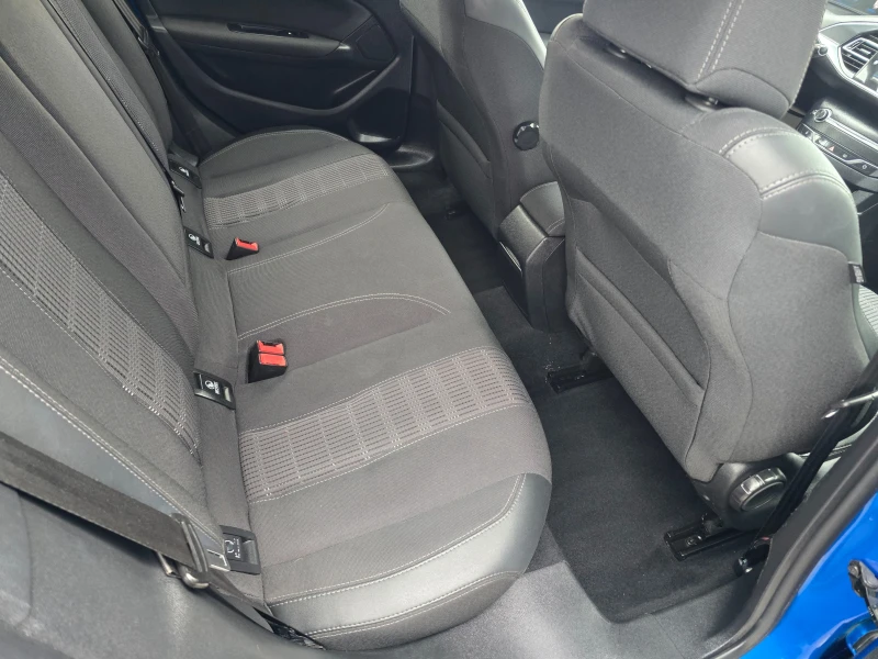 Peugeot 308 1.5HDI-131k.c-FACE-NAVI, снимка 10 - Автомобили и джипове - 51055105