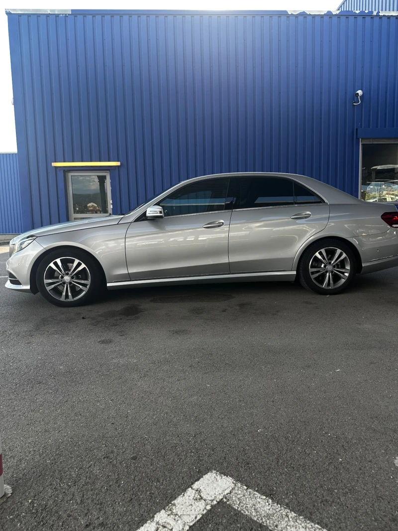 Mercedes-Benz E 250 CDI, снимка 3 - Автомобили и джипове - 52329718