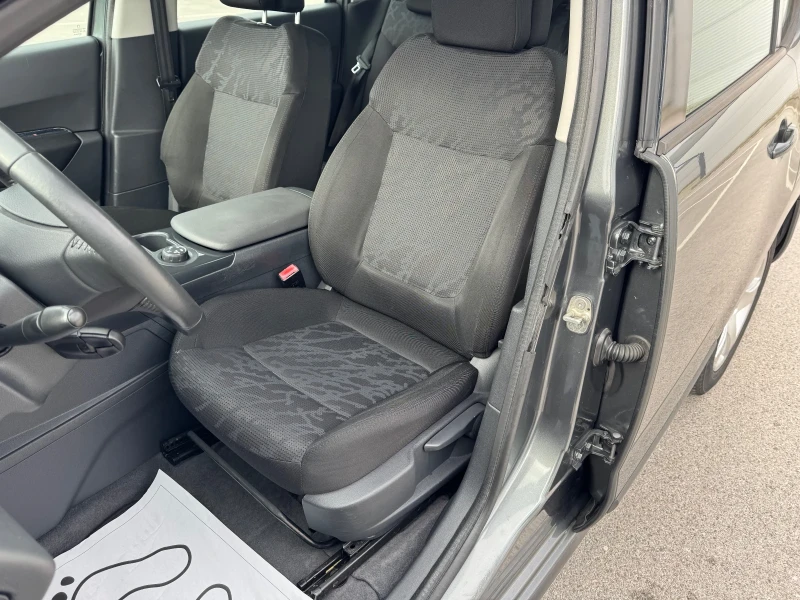 Peugeot 3008 1.6 HDI, снимка 14 - Автомобили и джипове - 51801936