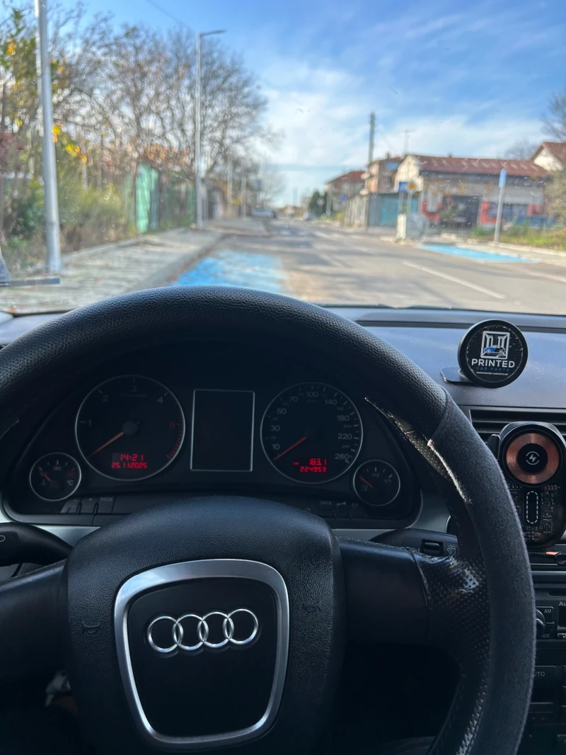 Audi A4 Audi a4 b7 2.0tdi, снимка 12 - Автомобили и джипове - 52536869