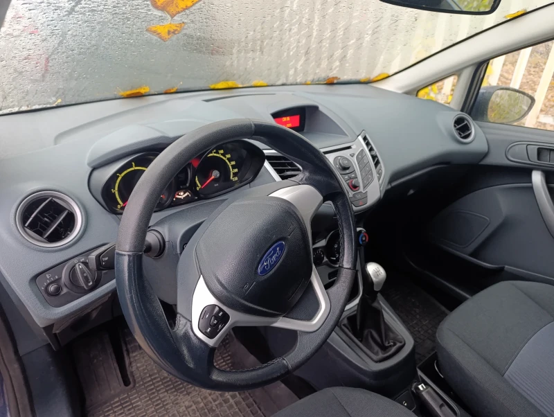 Ford Fiesta 1.4tdci, снимка 9 - Автомобили и джипове - 52557655