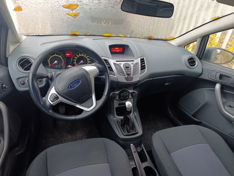 Ford Fiesta 1.4tdci, снимка 7 - Автомобили и джипове - 52557655
