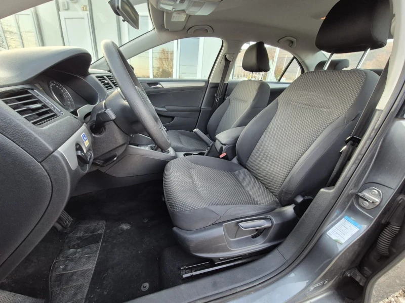 VW Jetta 1.2 FSI, снимка 8 - Автомобили и джипове - 52828309