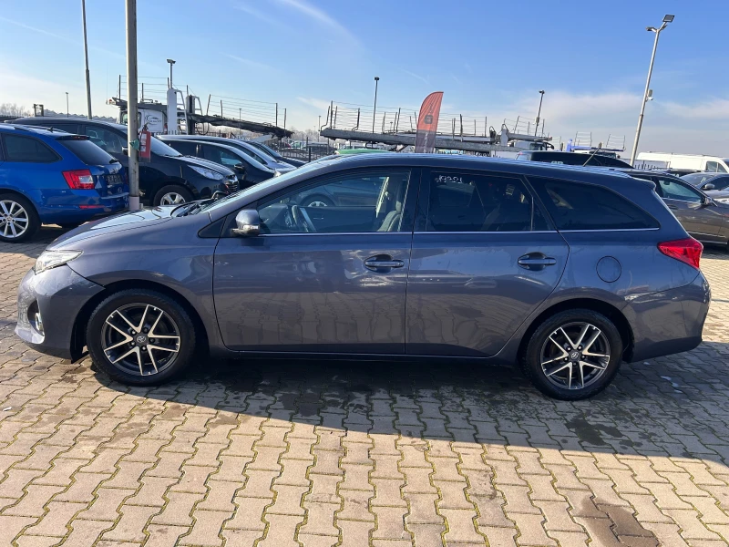 Toyota Auris 1.4D-4D NAVI/KAMERA EURO 5, снимка 9 - Автомобили и джипове - 52850700