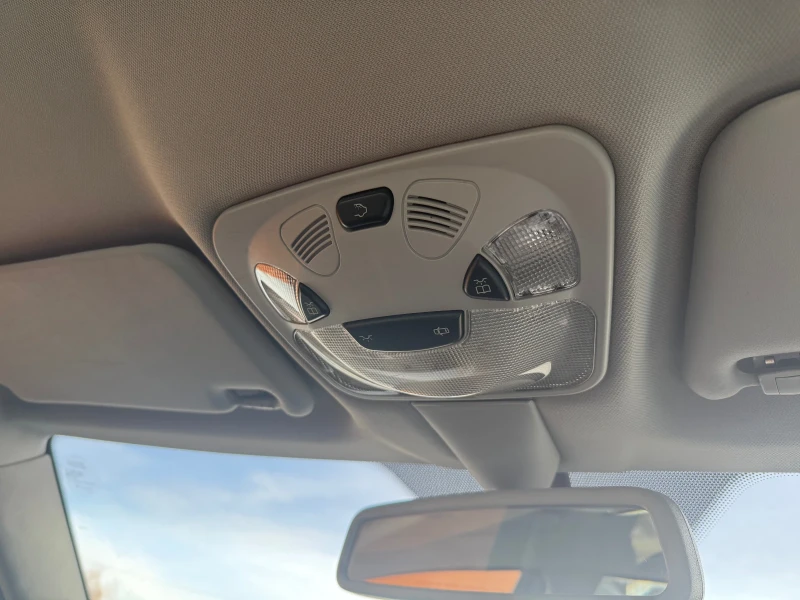 Mercedes-Benz C 220, снимка 14 - Автомобили и джипове - 53211403