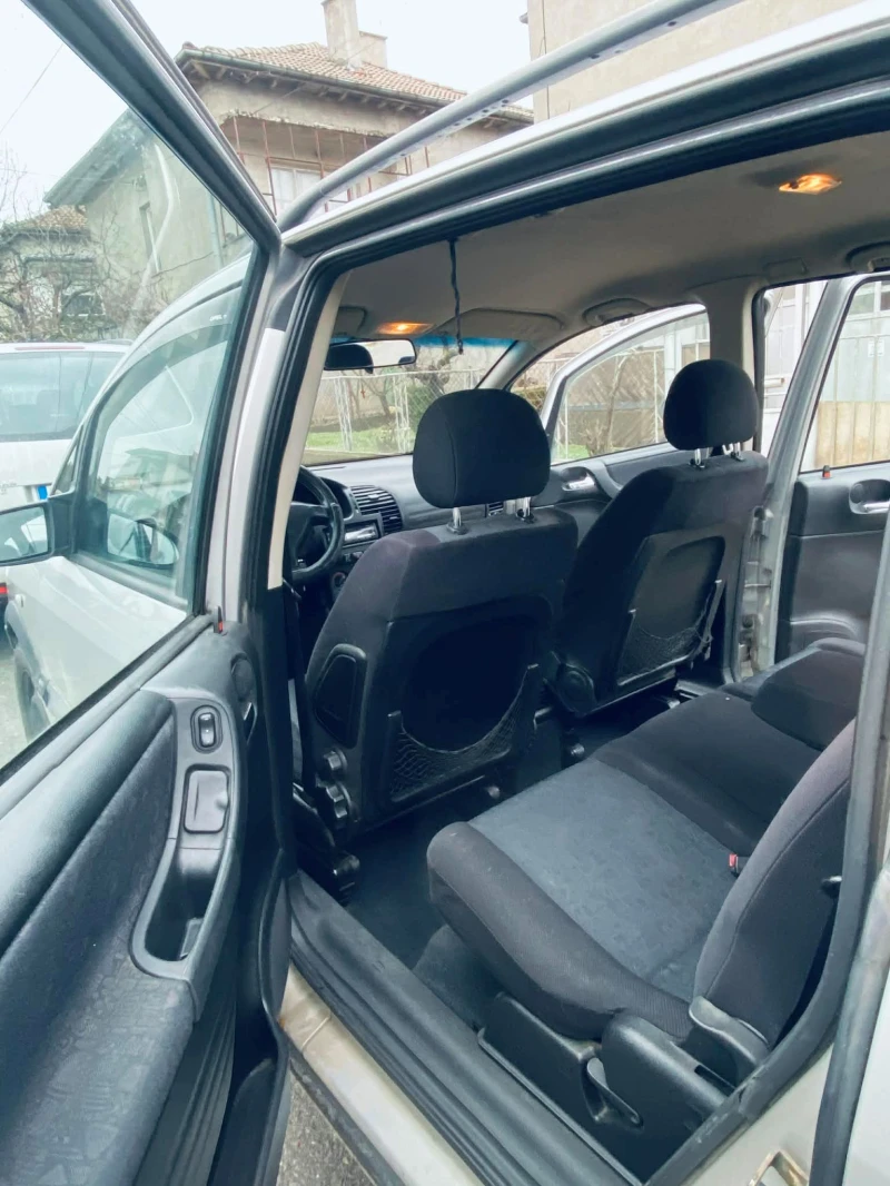 Opel Zafira, снимка 5 - Автомобили и джипове - 53227367