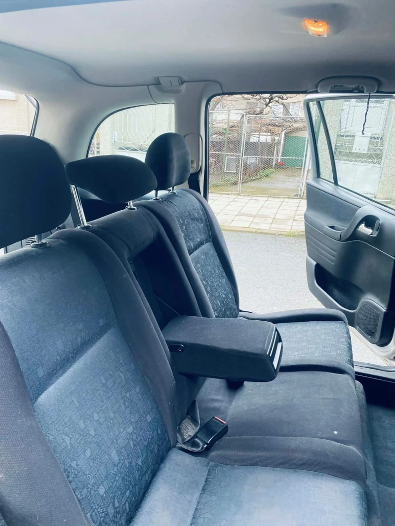 Opel Zafira, снимка 4 - Автомобили и джипове - 53227367
