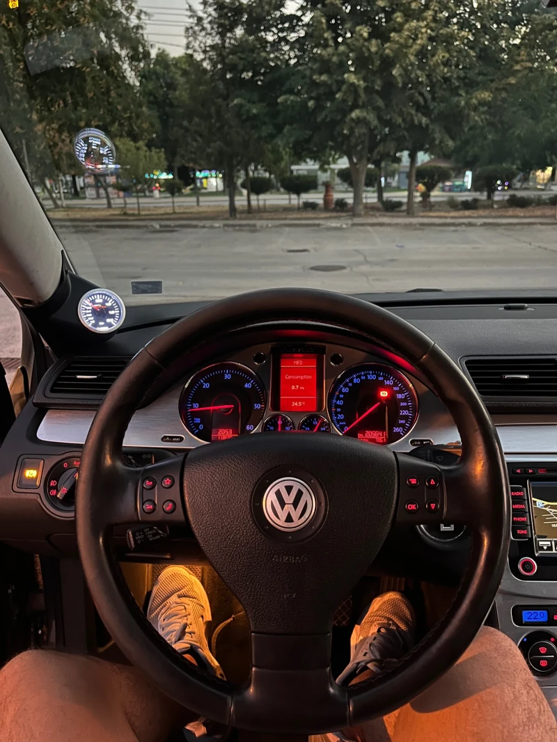 VW Passat B6, снимка 14 - Автомобили и джипове - 53539673