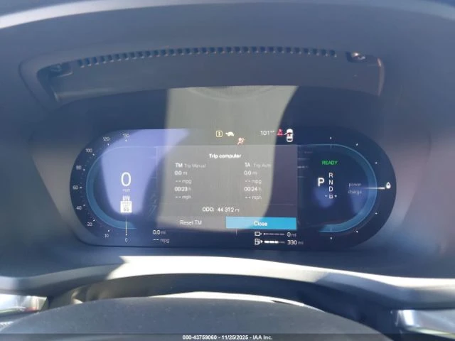 Volvo S60 PLUG-IN HYBRID T8 ULTIMATE DARK THEME/* АВТОКРЕДИТ - изображение 7