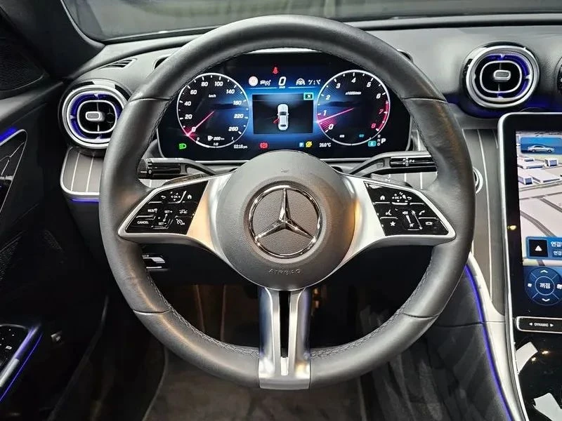 Mercedes-Benz C 200, снимка 13 - Автомобили и джипове - 56738379