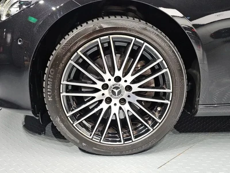 Mercedes-Benz C 200, снимка 5 - Автомобили и джипове - 56738379