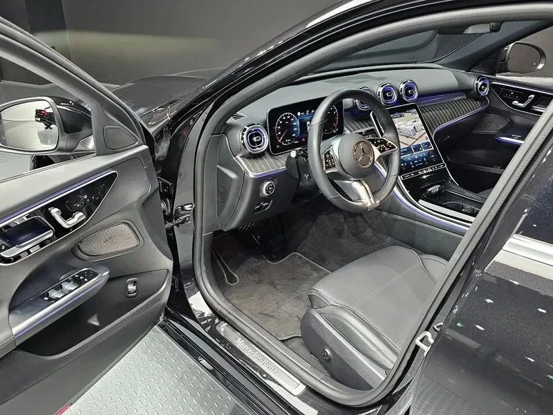 Mercedes-Benz C 200, снимка 10 - Автомобили и джипове - 56738379
