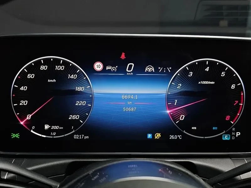 Mercedes-Benz C 200, снимка 8 - Автомобили и джипове - 56738379