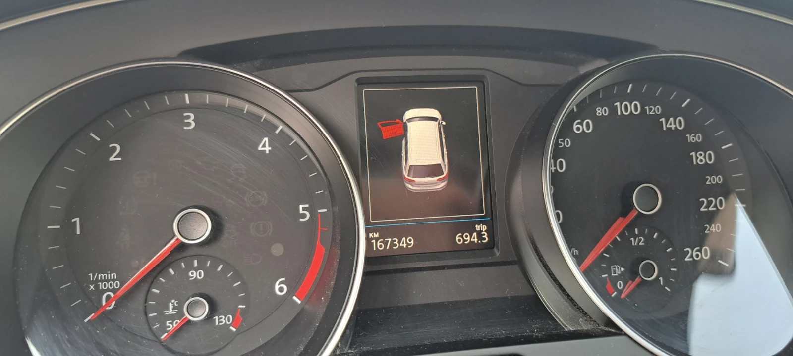 VW Passat Variant B8 R-Line Highline 2.0TDI 190к.с. Facelift, снимка 13 - Автомобили и джипове - 53392791