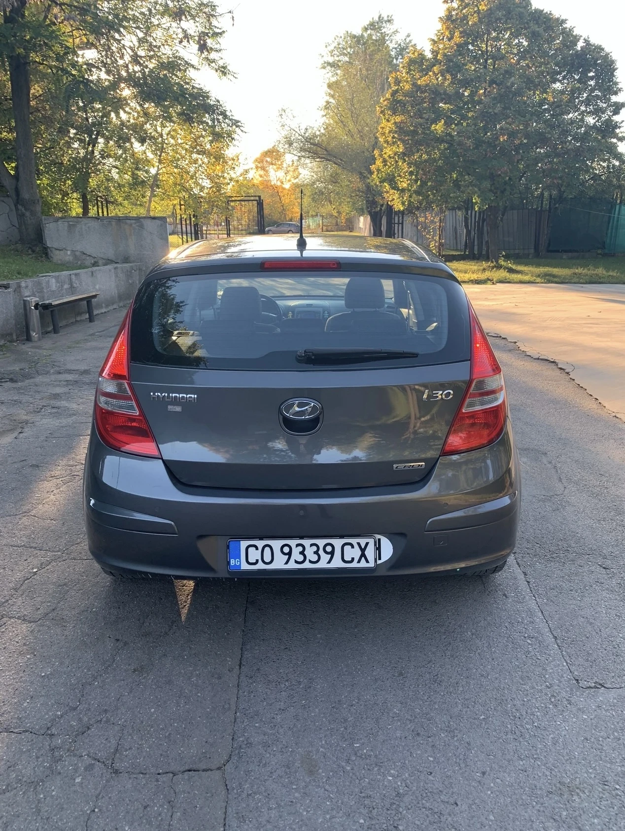 Hyundai I30 2.0 CRDI 140к.с - изображение 5