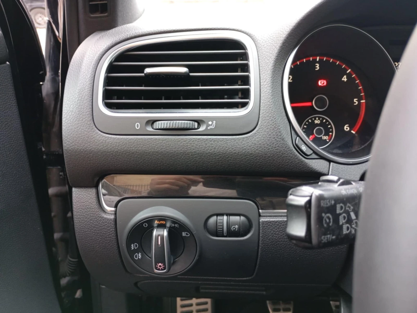 VW Golf GTD | Mobile.bg   11