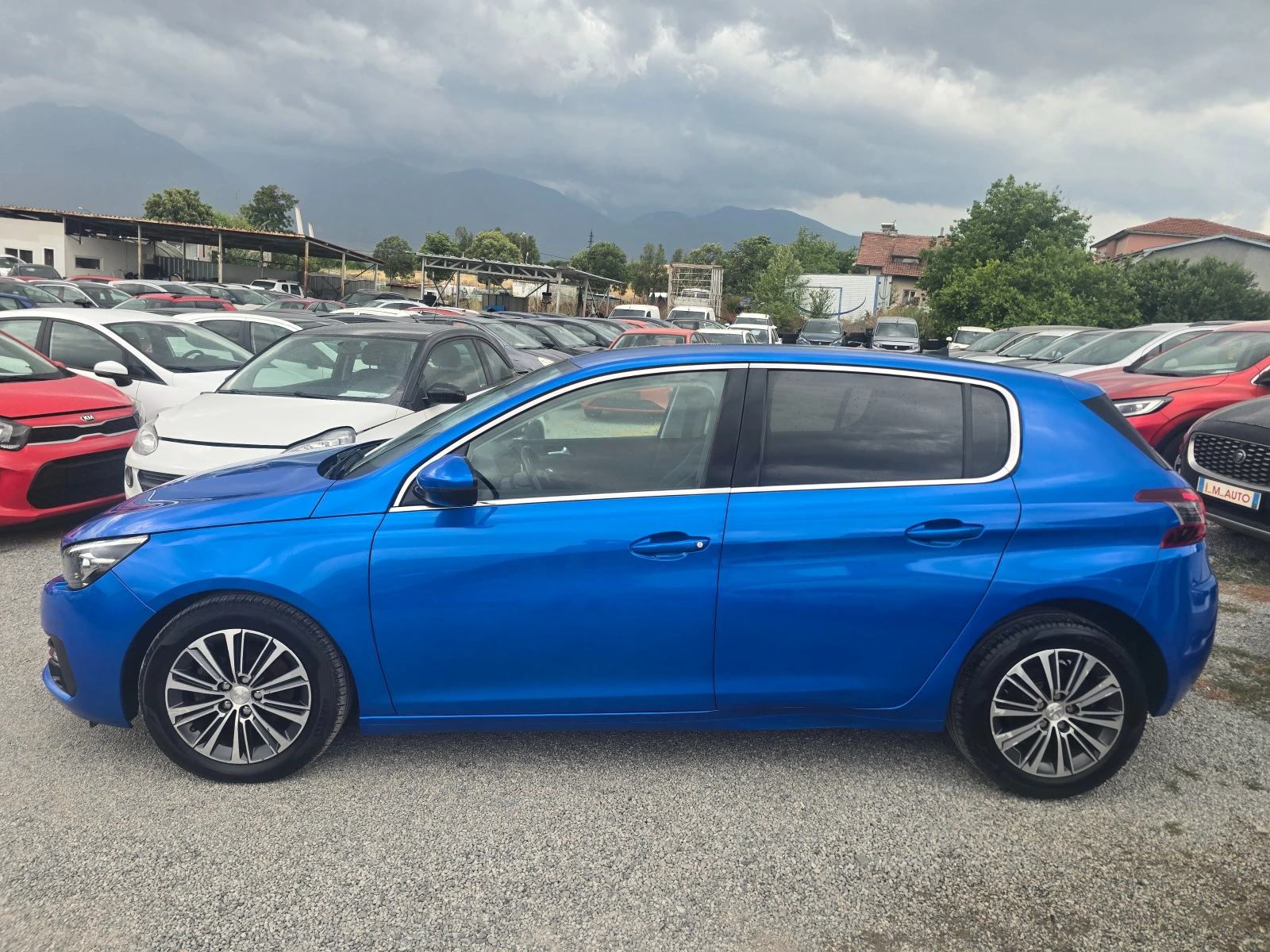 Peugeot 308 1.5HDI-131k.c-FACE-NAVI - изображение 8