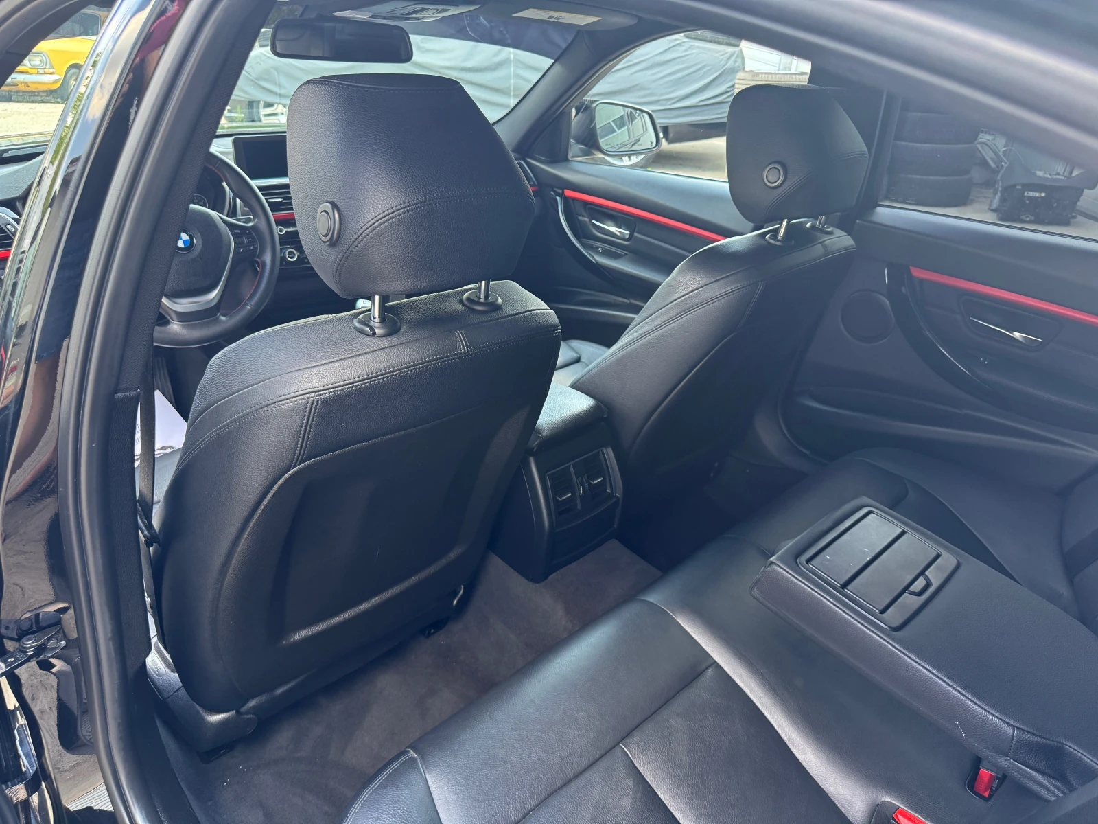 BMW 330 ix    | Mobile.bg   11