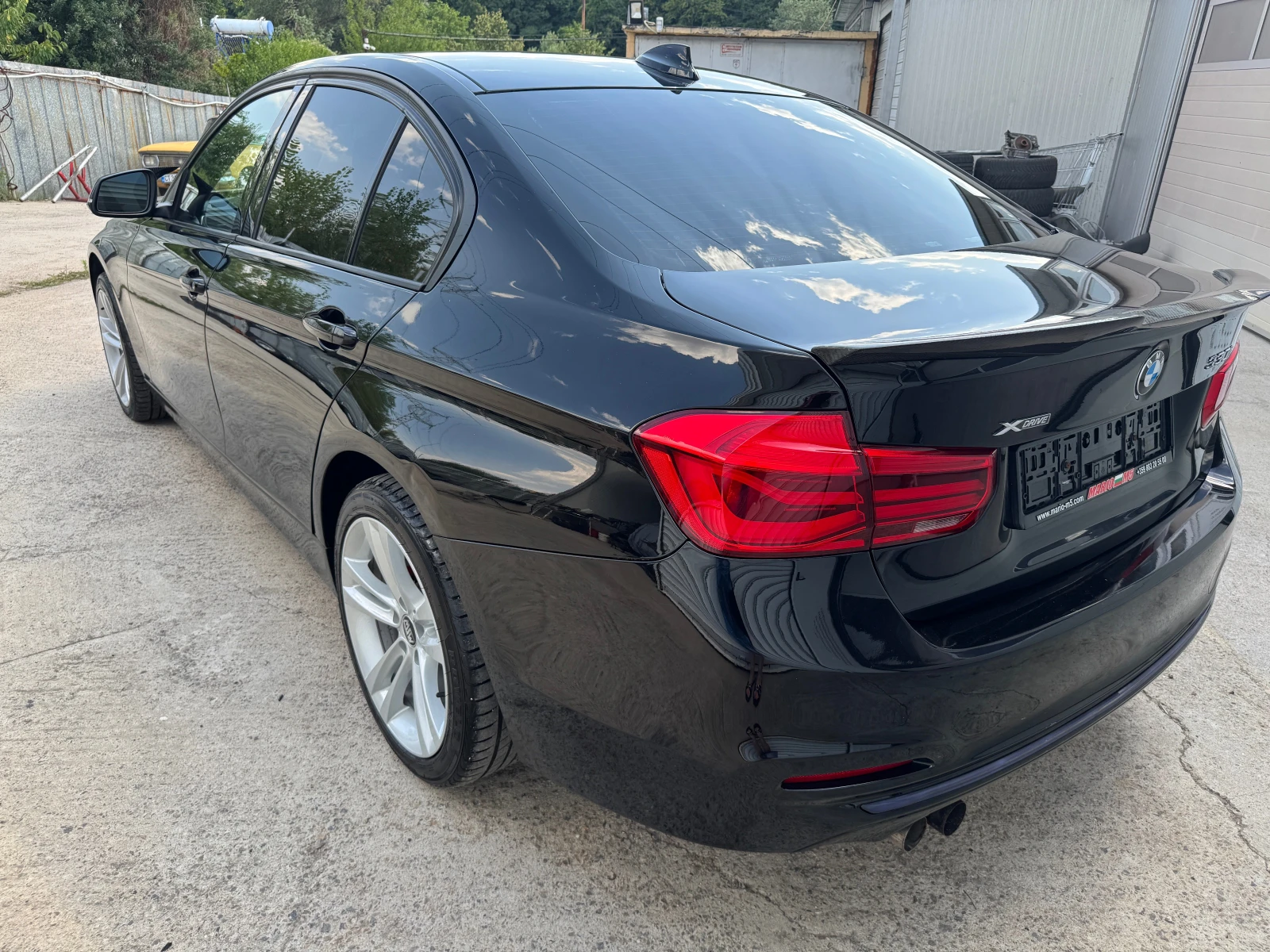 BMW 330 ix ТОП СЪСТОЯНИЕ  - изображение 6