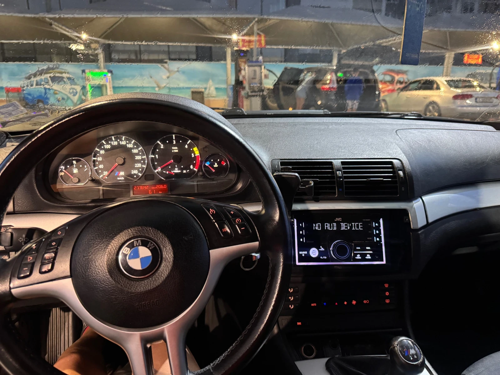 BMW 320  - изображение 5