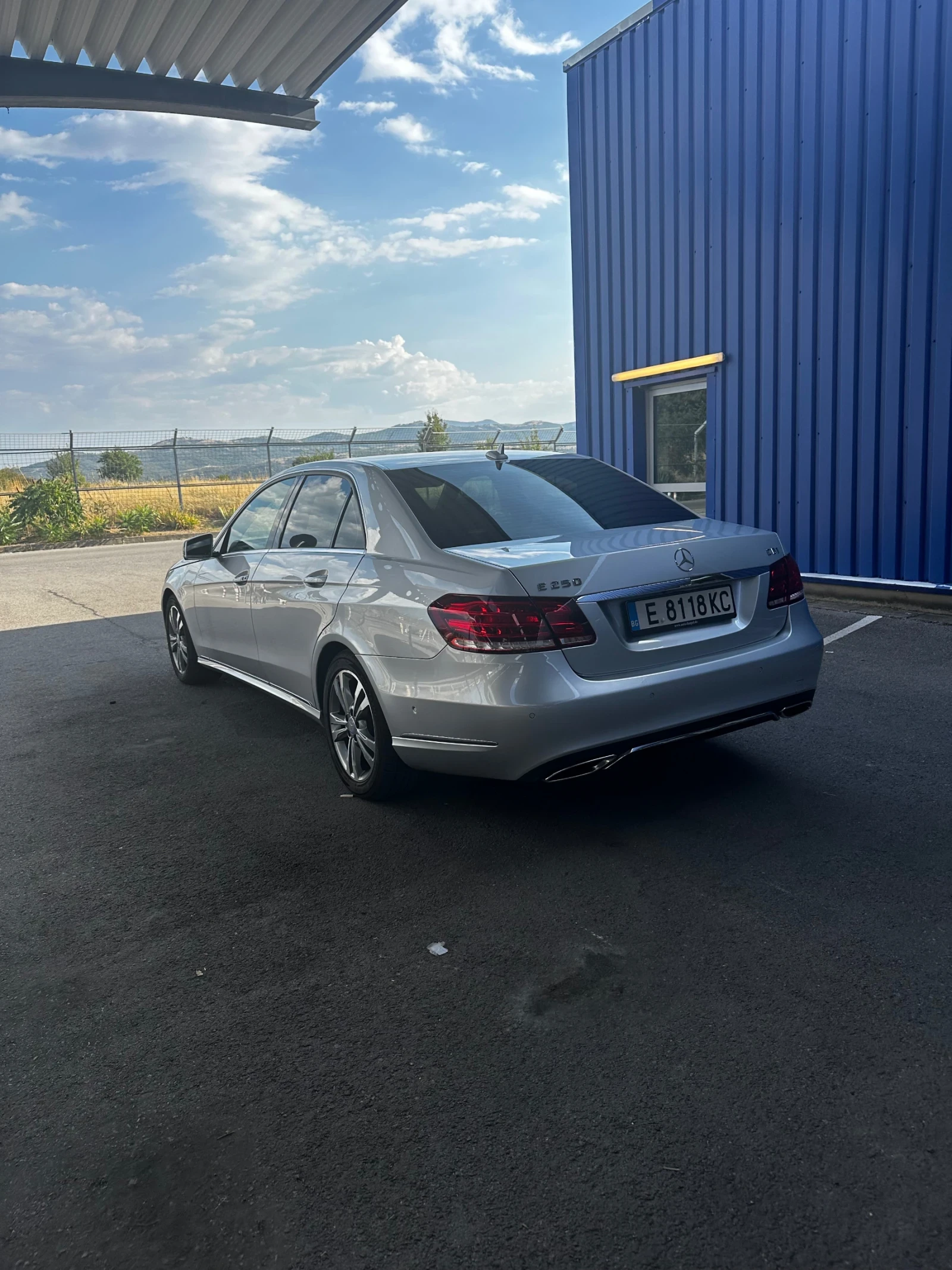 Mercedes-Benz E 250 CDI - изображение 4