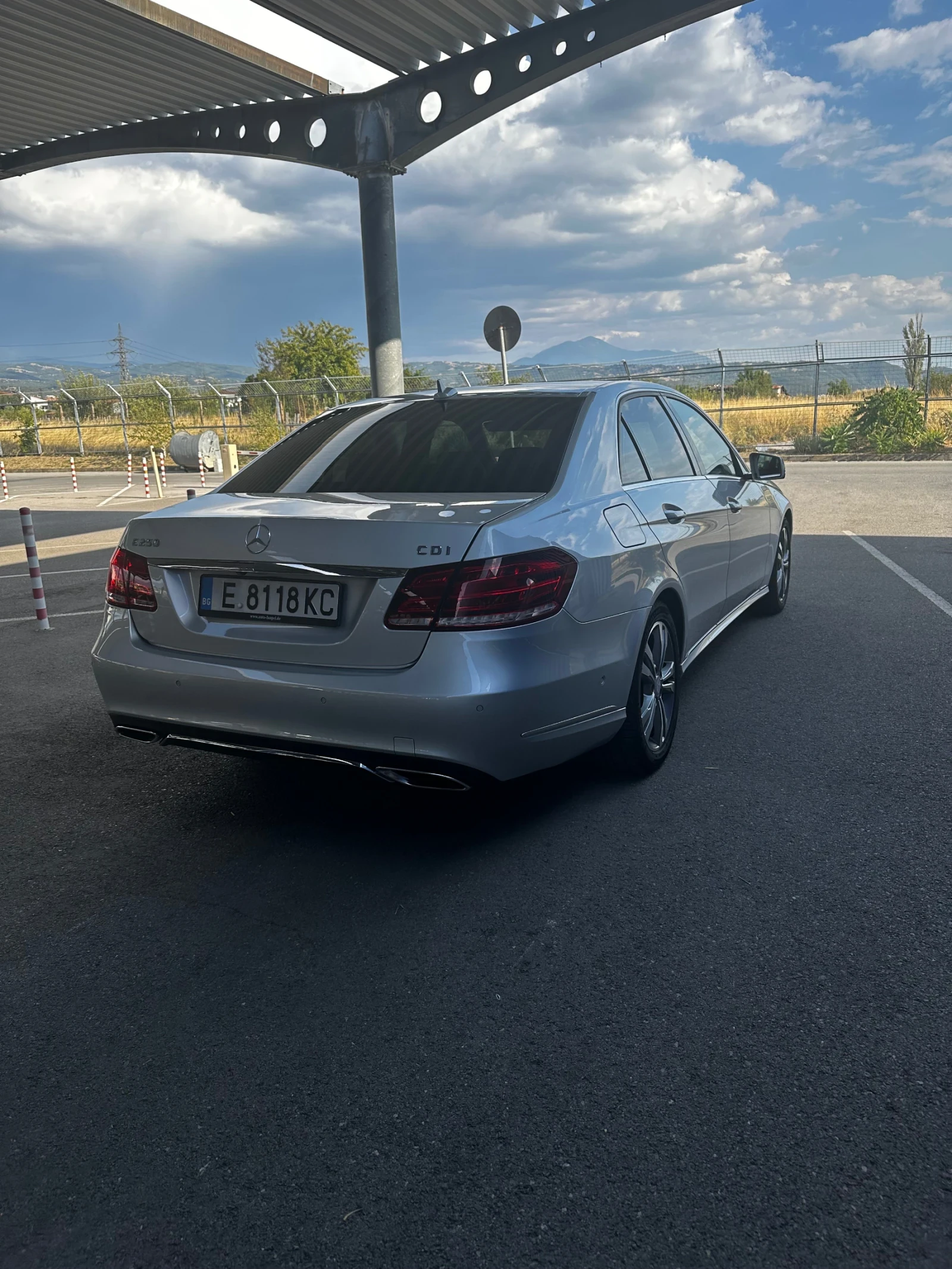 Mercedes-Benz E 250 CDI - изображение 6