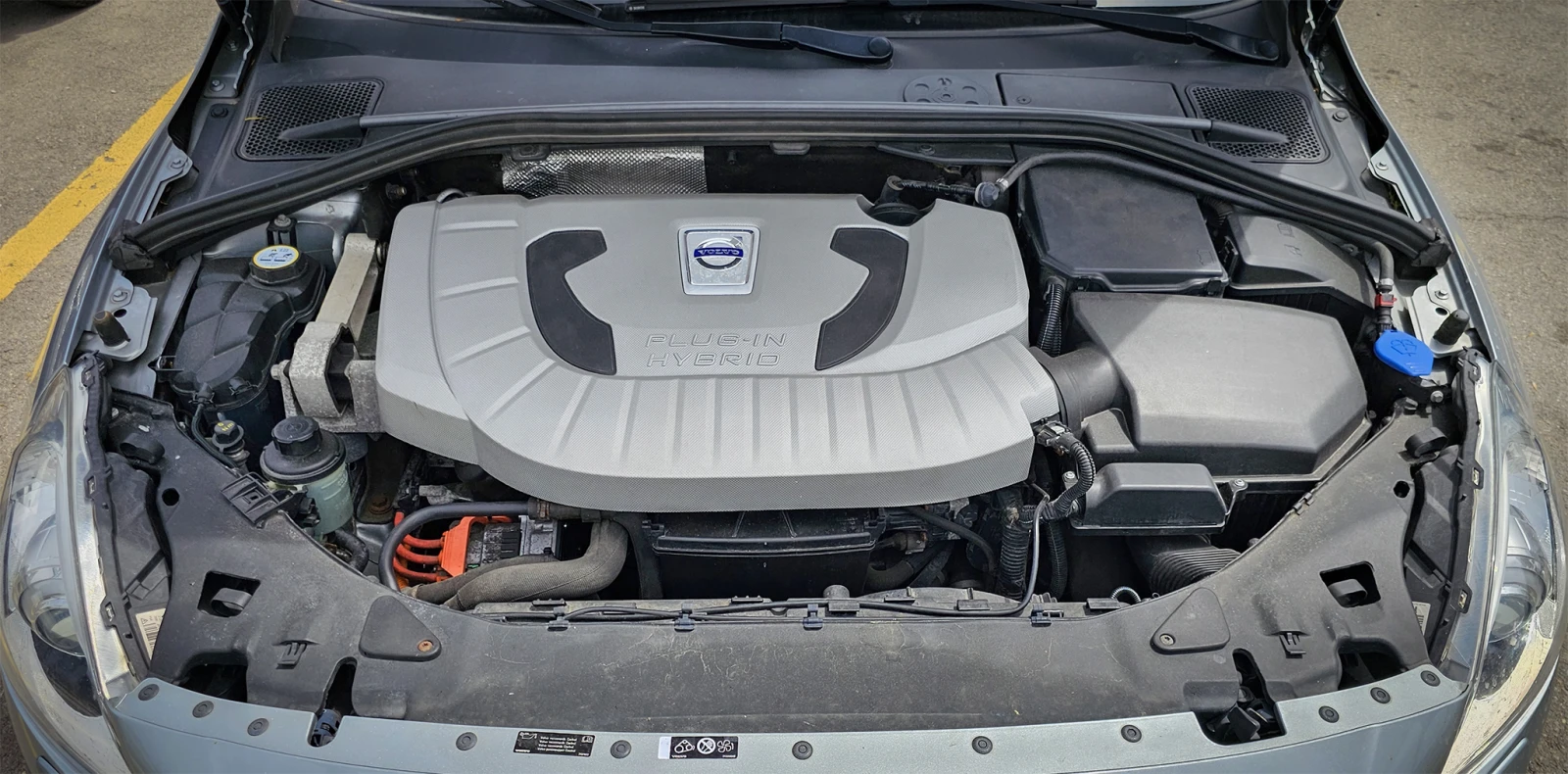 Volvo V60 Plug-in hybrid | Mobile.bg   13
