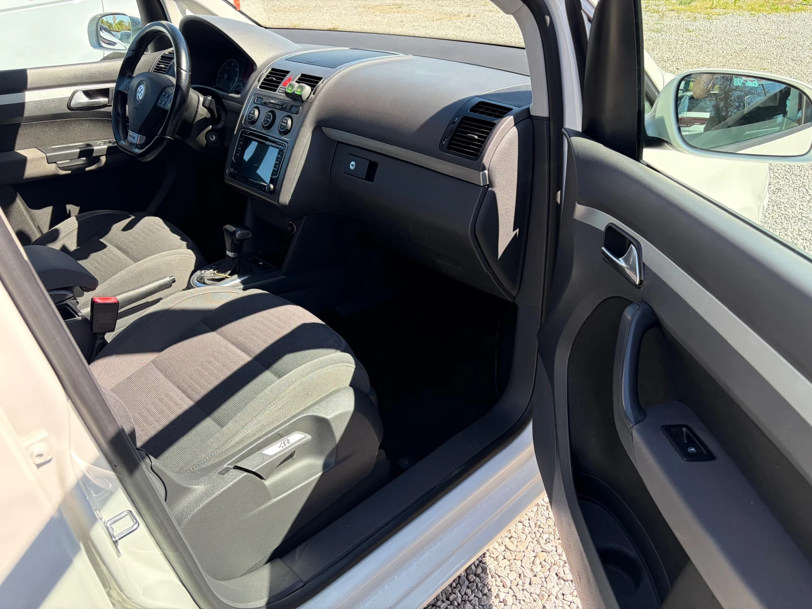 VW Touran 2.0 TDI R-Line 170 k.c. DSG | Mobile.bg � ����������� 12