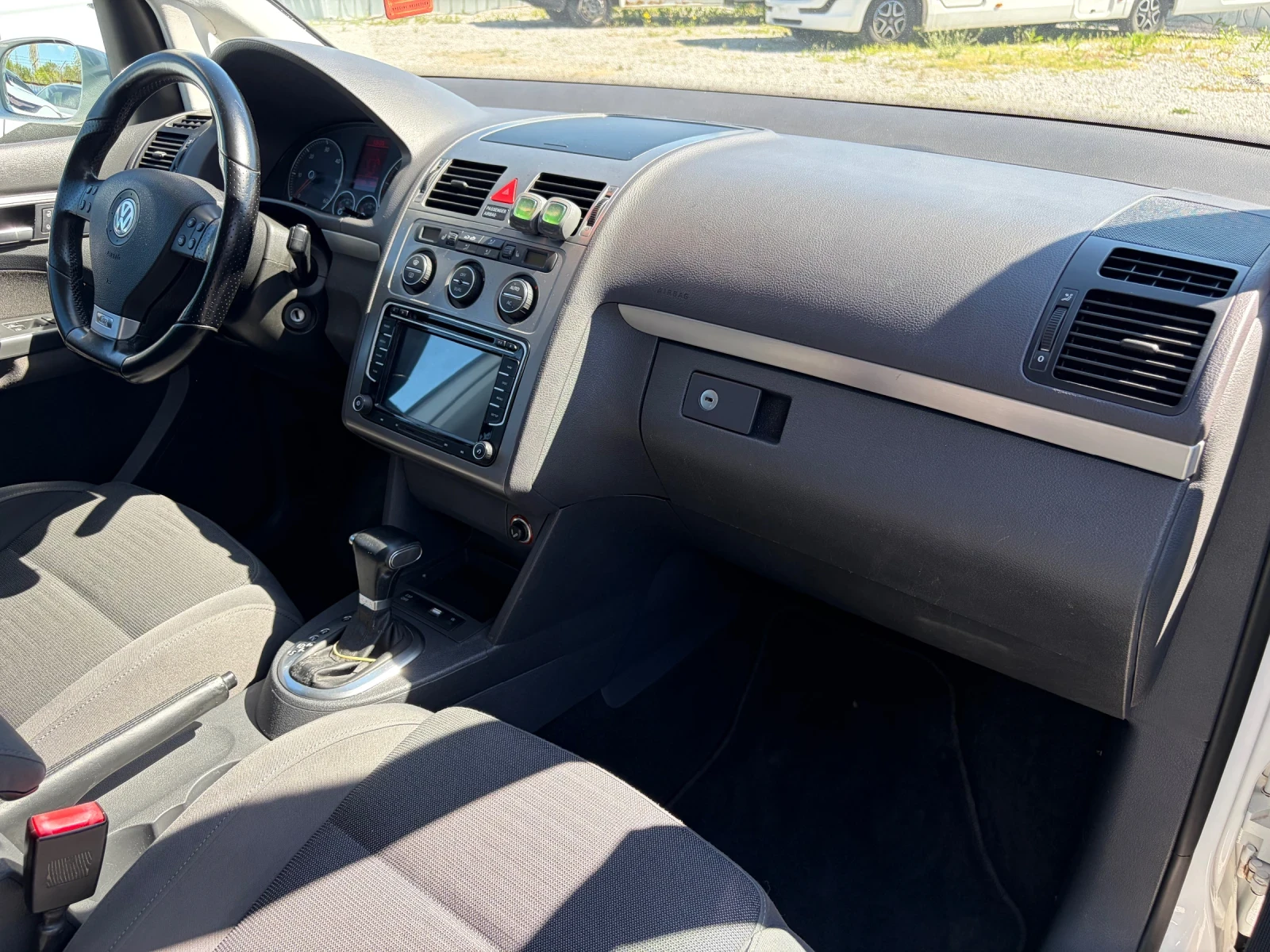 VW Touran 2.0 TDI R-Line 170 k.c. DSG | Mobile.bg � ����������� 13