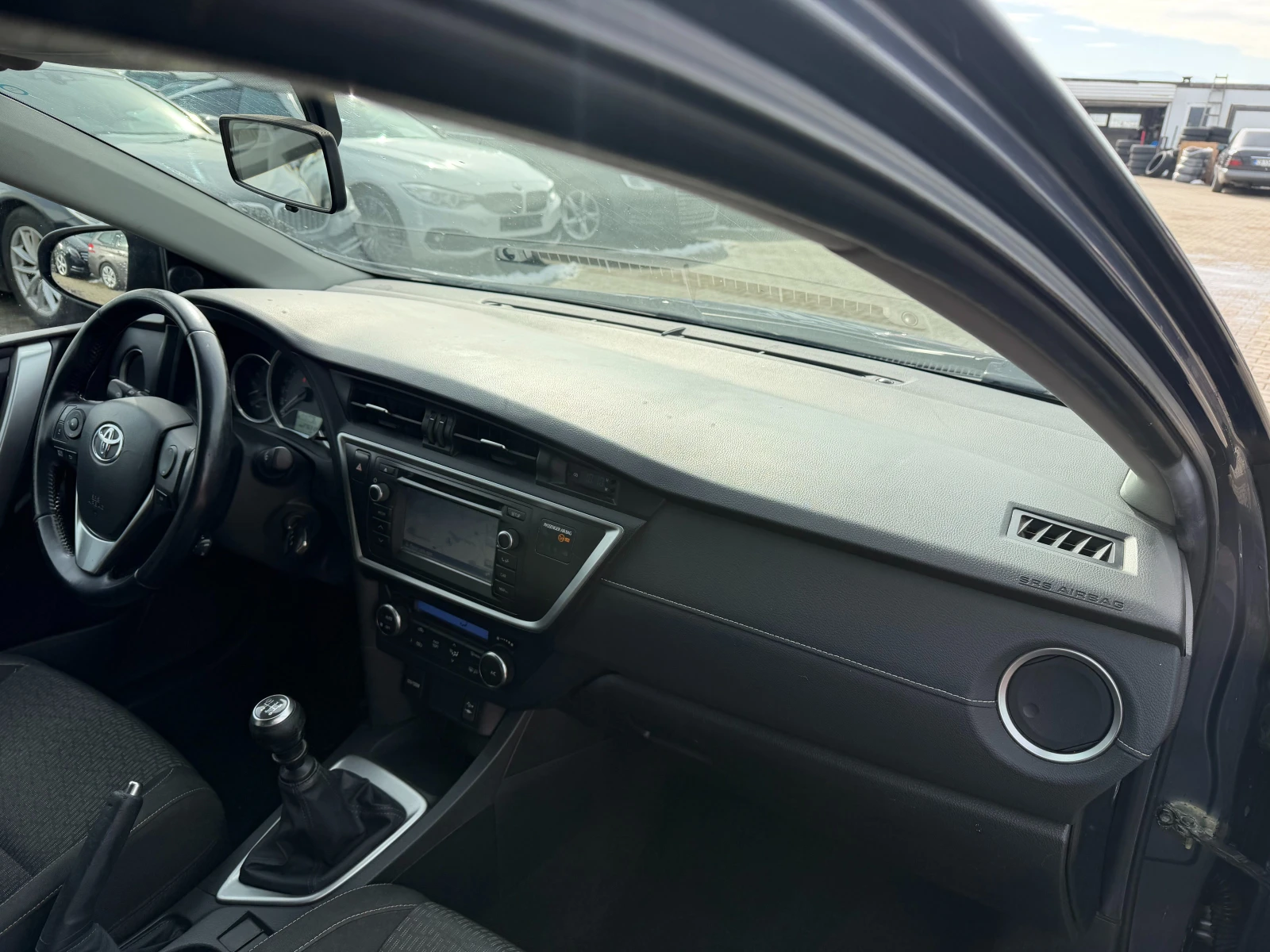 Toyota Auris 1.4D-4D NAVI/KAMERA EURO 5 | Mobile.bg � ����������� 10