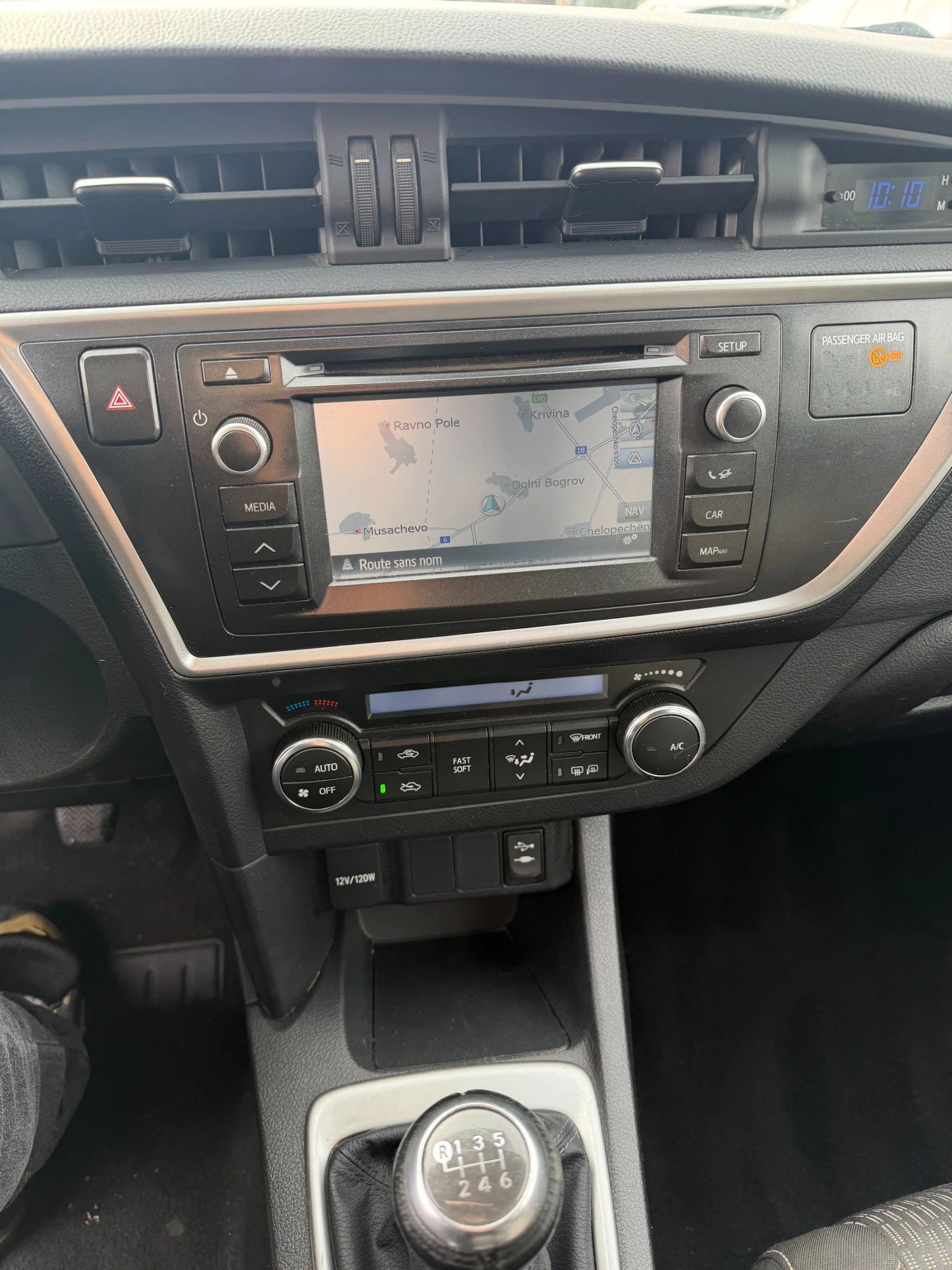 Toyota Auris 1.4D-4D NAVI/KAMERA EURO 5 | Mobile.bg � ����������� 12