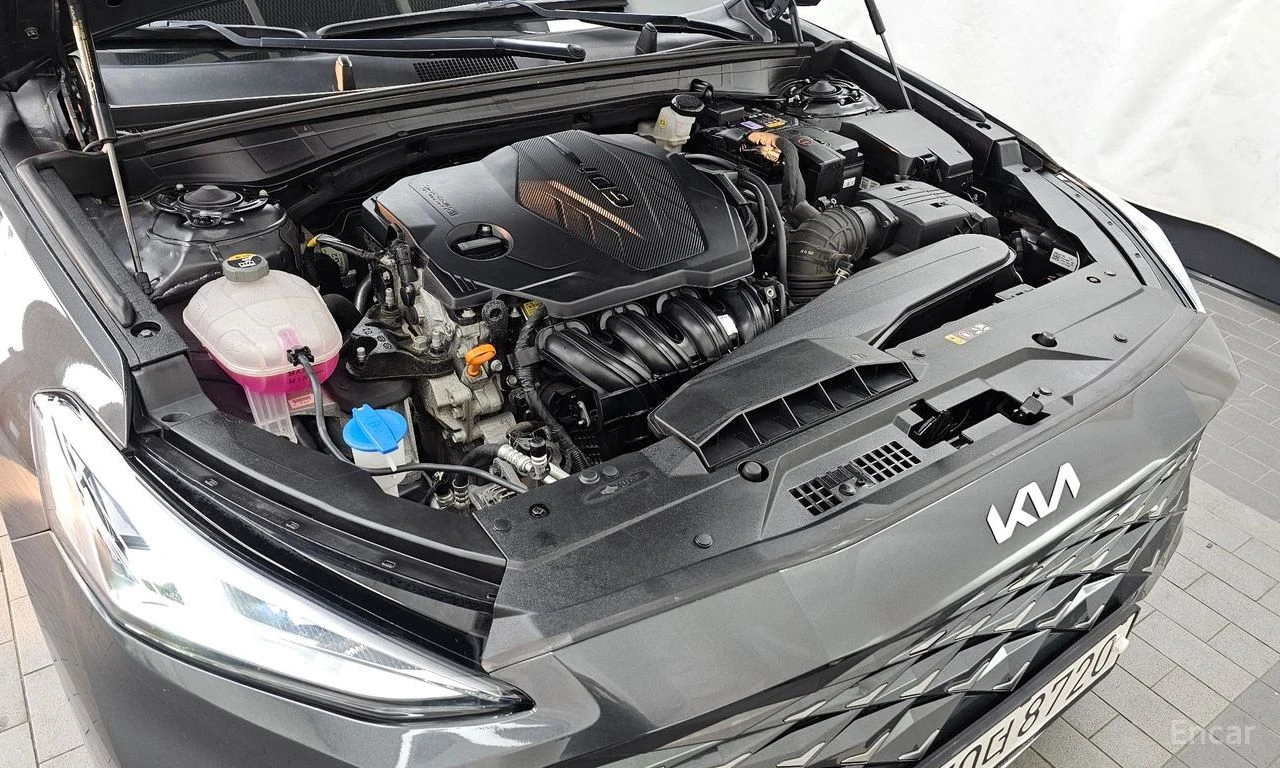 Kia K8 2.5* NOBLESSE* ПОДГРЕВ* ОБДУХВАНЕ* LANE* ASSIST* 3, снимка 17 - Автомобили и джипове - 54576879