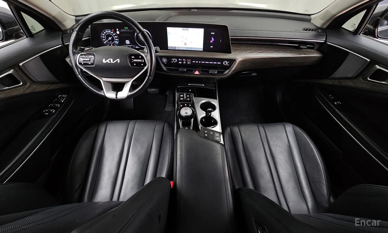 Kia K8 2.5* NOBLESSE* ПОДГРЕВ* ОБДУХВАНЕ* LANE* ASSIST* 3, снимка 8 - Автомобили и джипове - 54576879