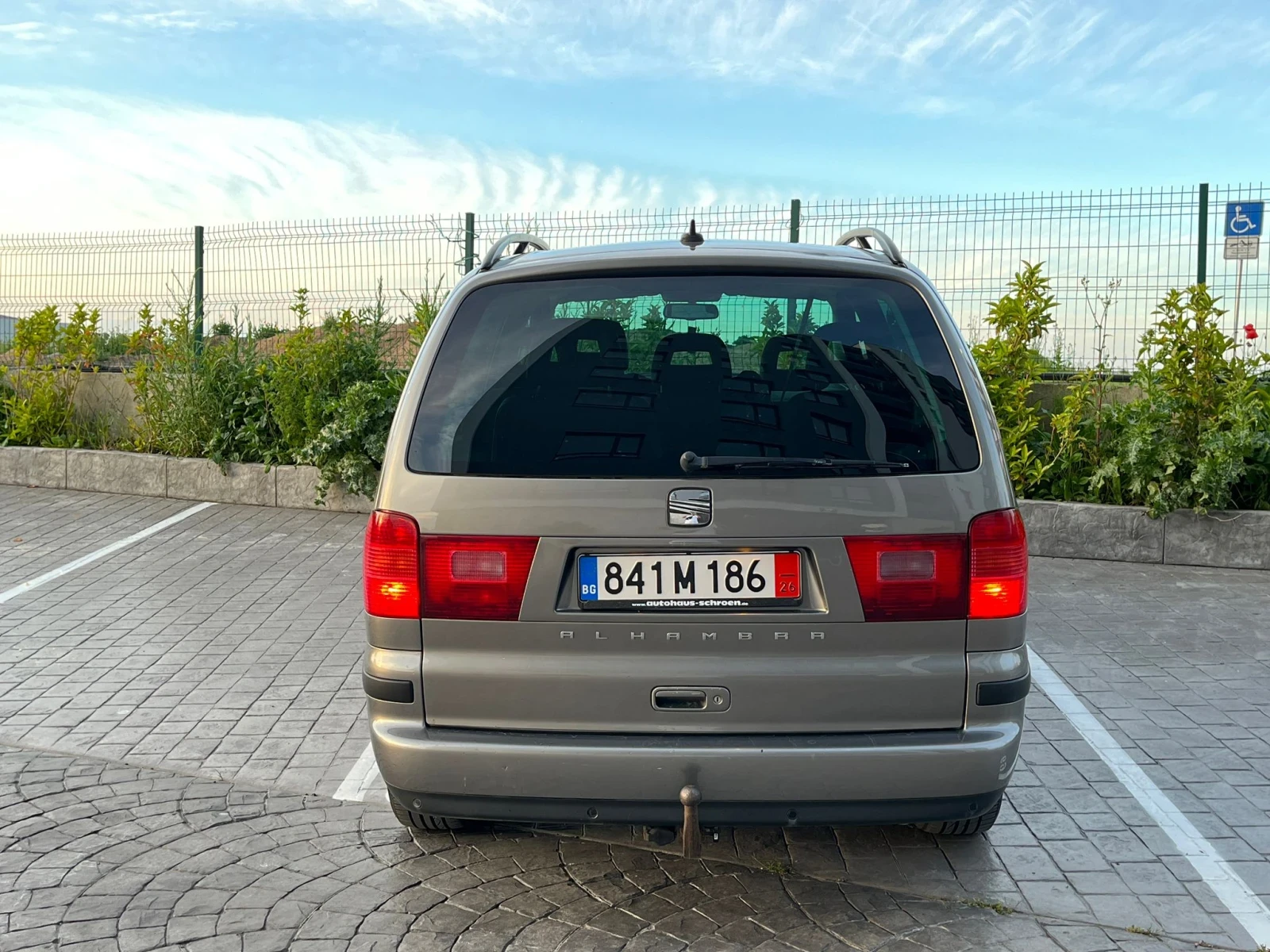 Seat Alhambra 2.0TDI/140/7М/2009/Г, снимка 4 - Автомобили и джипове - 54610910