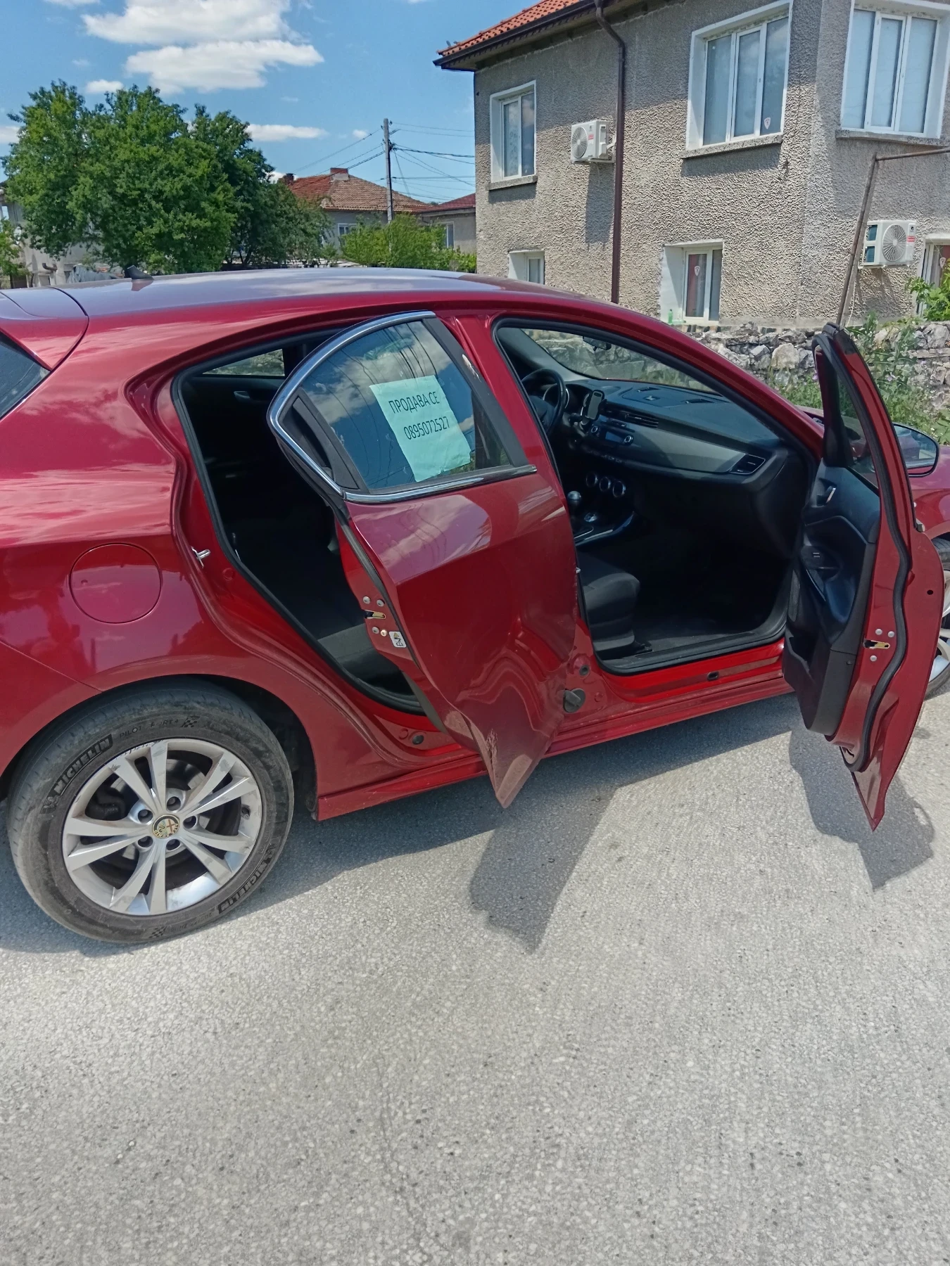 Alfa Romeo Giulietta 1.6D 105k, снимка 12 - Автомобили и джипове - 54698236