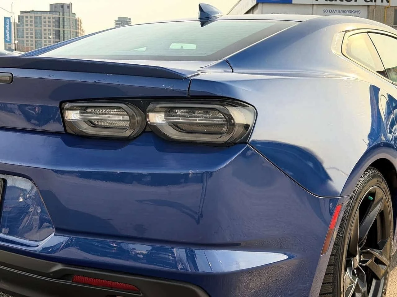 Chevrolet Camaro * 1LT RS Package | Sunroof | Apple CarPlay | Andro, снимка 15 - Автомобили и джипове - 54837696