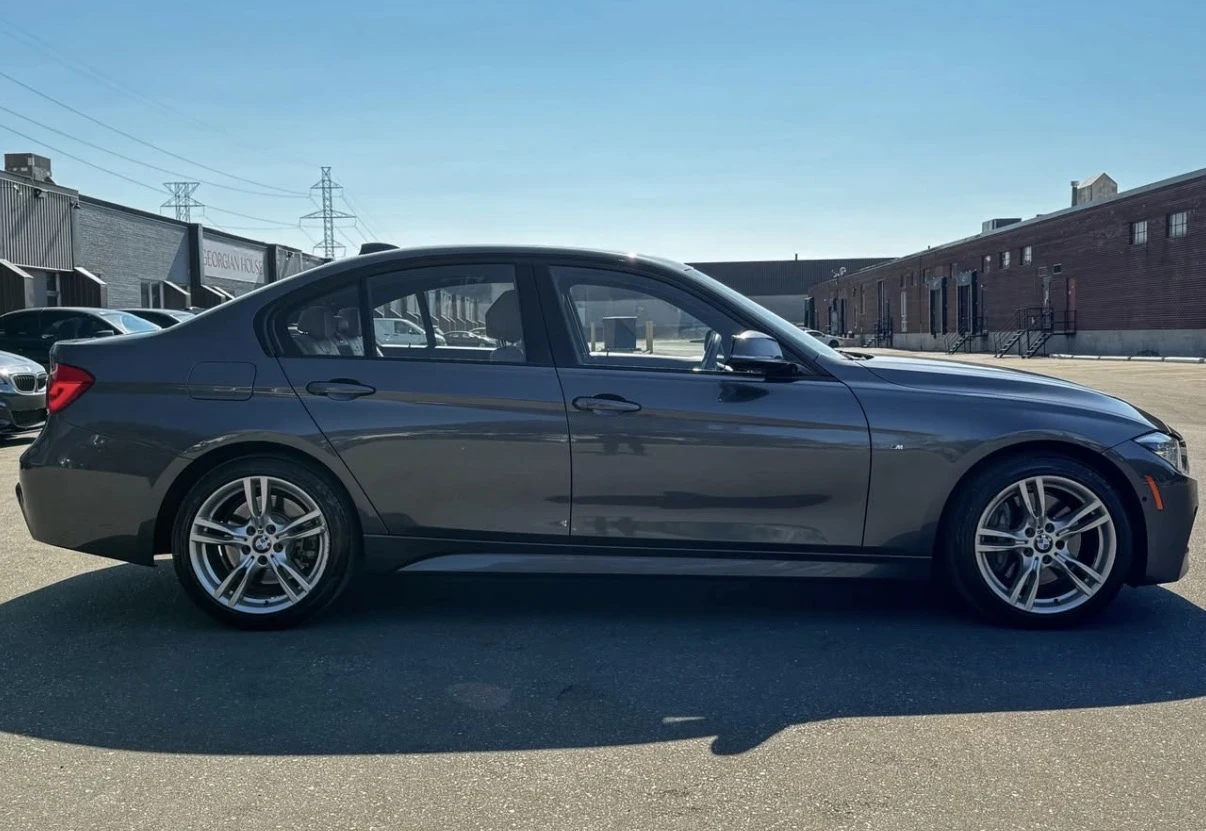 BMW 330 XDRIVE * М ПАКЕТ * HUD * ДИСТРОНИК * 360 КАМЕРА, снимка 2 - Автомобили и джипове - 54856045
